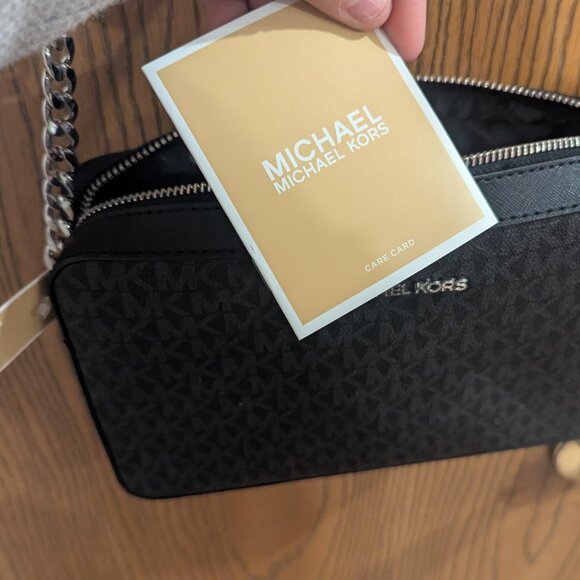 NWT Michael Kors Jet Set Large Logo Crossbody Bag with Silver Tone Hardware - Picture 7 of 9